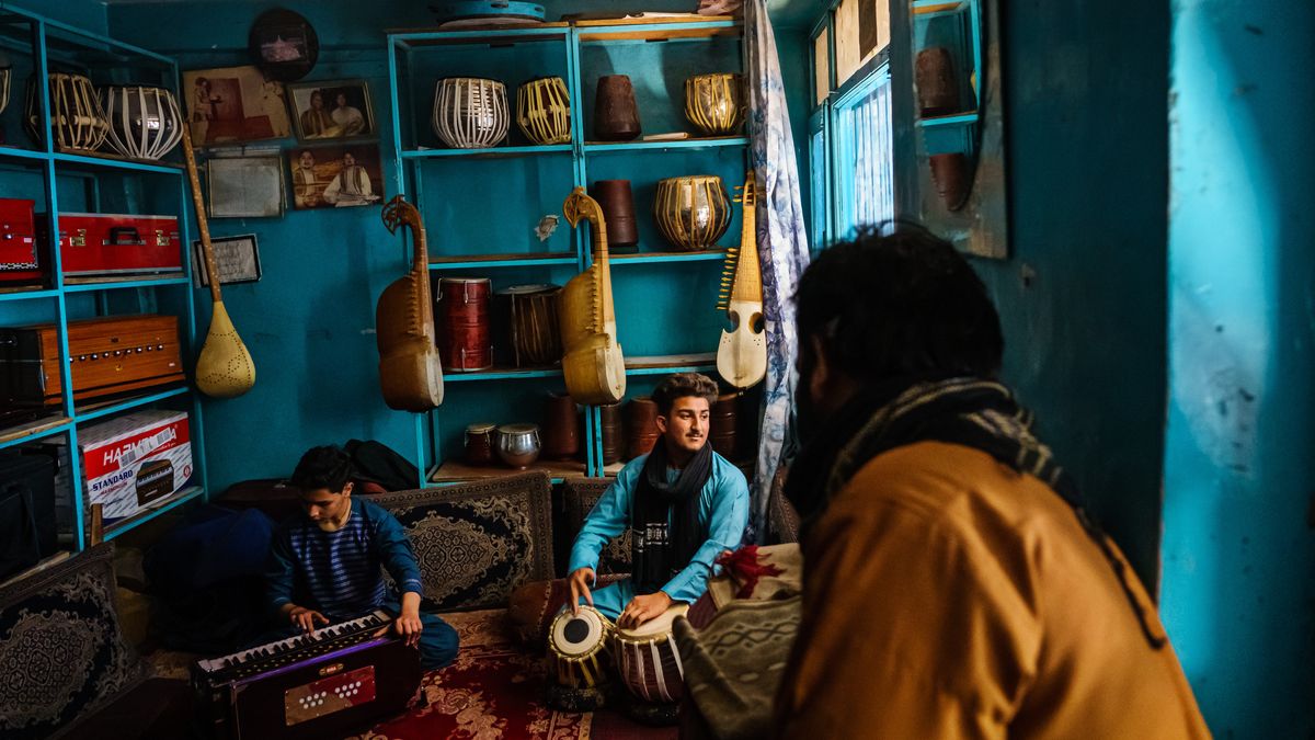 Strach z Tálibánu už donutil řadu afghánských hudebníků přestat zpívat